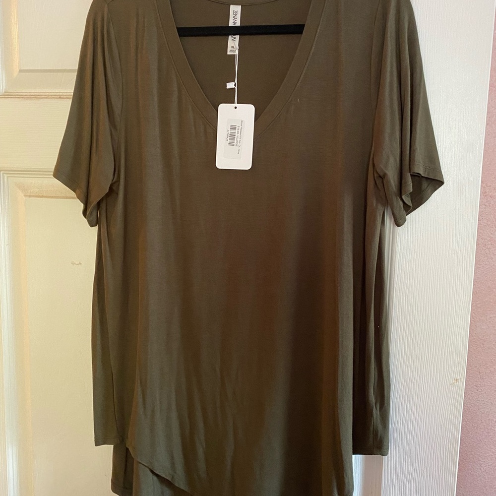 Zenana Premium Top in Olive - BRAND NEW, NEVER WORN